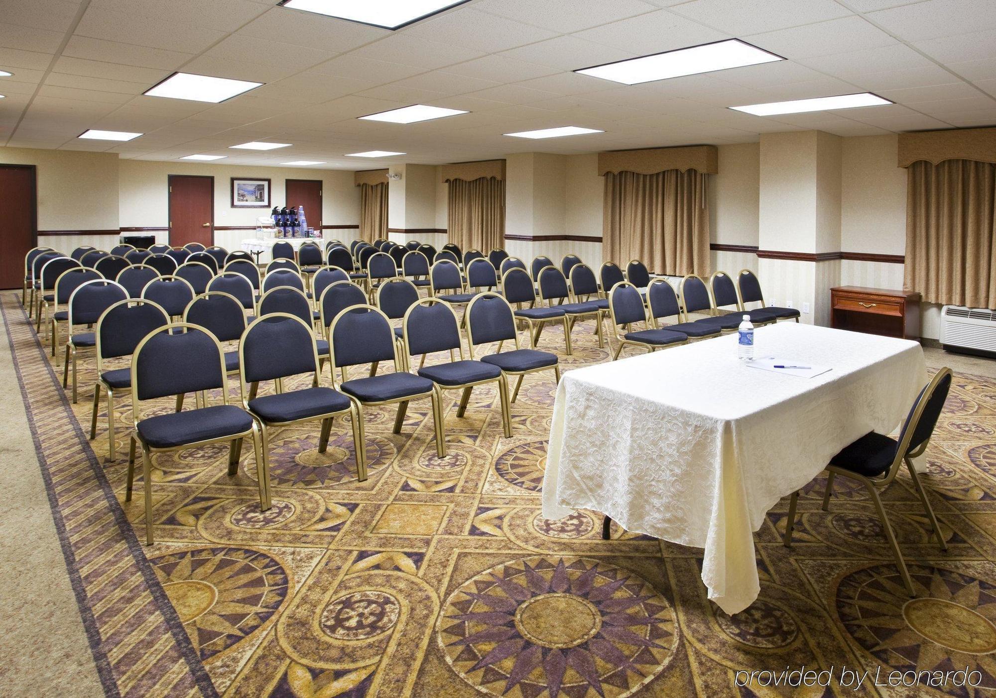 Holiday Inn Express Toledo-Oregon By Ihg Facilități foto